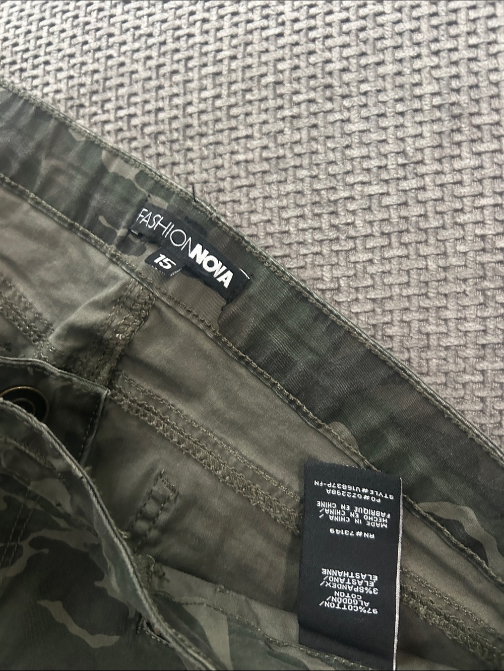 Hollywood Camo Distressed Cargo Pants | Women’s | Streetwear | Y2K Green - Picture 4 of 12